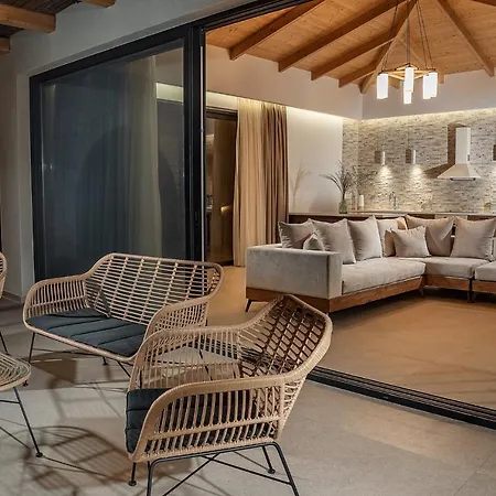Suolo Di Gioia With Magnificent Sea View And Infinity Pool 18*4m Willa *
