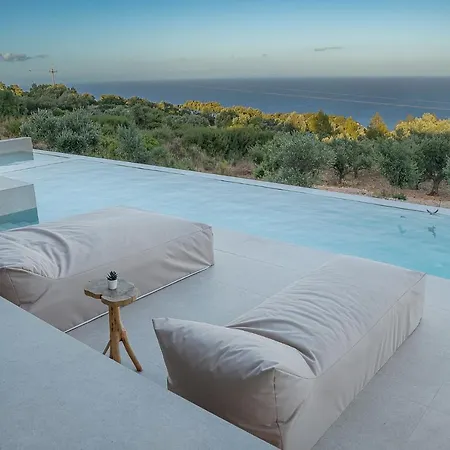 Suolo Di Gioia With Magnificent Sea View And Infinity Pool 18*4m * Коритион