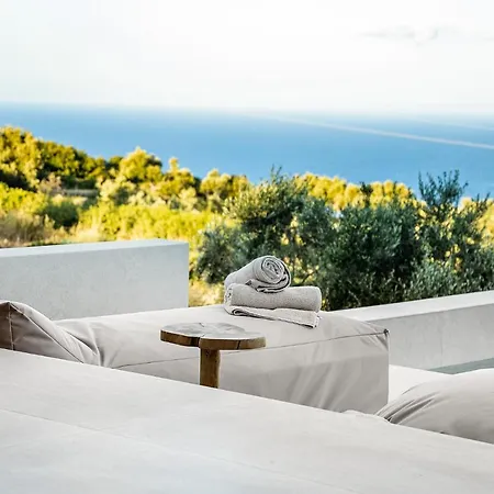 Suolo Di Gioia With Magnificent Sea View And Infinity Pool 18*4m Villa
