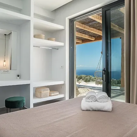 Suolo Di Gioia With Magnificent Sea View And Infinity Pool 18*4m